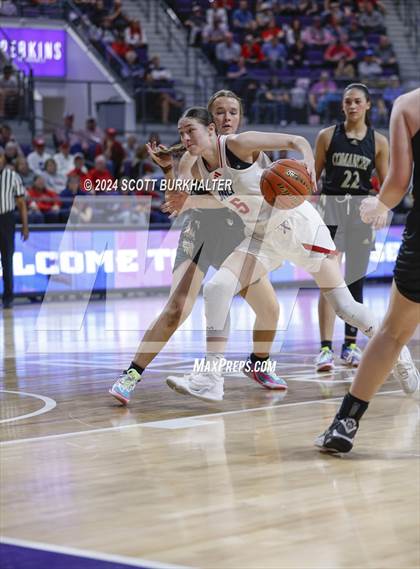 Thumbnail 2 in Jim Ned vs. Comanche (UIL Basketball 3A Regional Quarterfinal) photogallery.