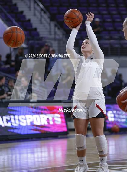 Thumbnail 2 in Jim Ned vs. Comanche (UIL Basketball 3A Regional Quarterfinal) photogallery.