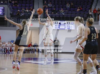 Thumbnail 2 in Jim Ned vs. Comanche (UIL Basketball 3A Regional Quarterfinal) photogallery.