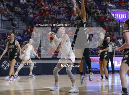 Thumbnail 2 in Jim Ned vs. Comanche (UIL Basketball 3A Regional Quarterfinal) photogallery.