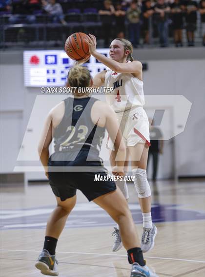 Thumbnail 3 in Jim Ned vs. Comanche (UIL Basketball 3A Regional Quarterfinal) photogallery.