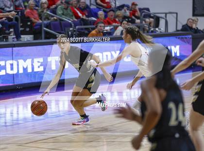 Thumbnail 1 in Jim Ned vs. Comanche (UIL Basketball 3A Regional Quarterfinal) photogallery.