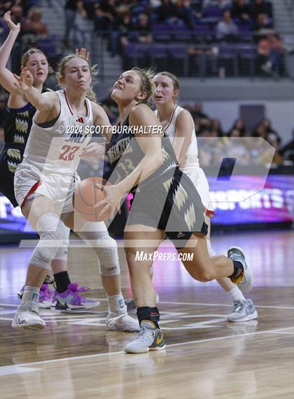 Thumbnail 2 in Jim Ned vs. Comanche (UIL Basketball 3A Regional Quarterfinal) photogallery.