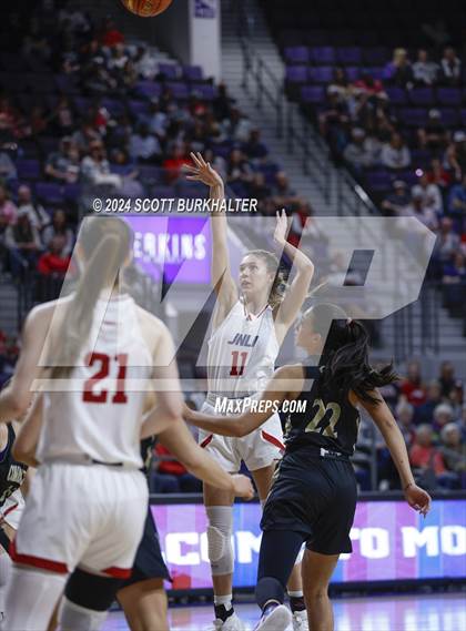 Thumbnail 2 in Jim Ned vs. Comanche (UIL Basketball 3A Regional Quarterfinal) photogallery.