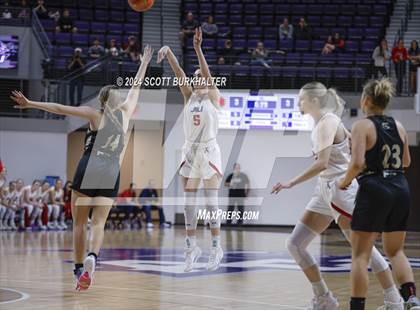 Thumbnail 3 in Jim Ned vs. Comanche (UIL Basketball 3A Regional Quarterfinal) photogallery.