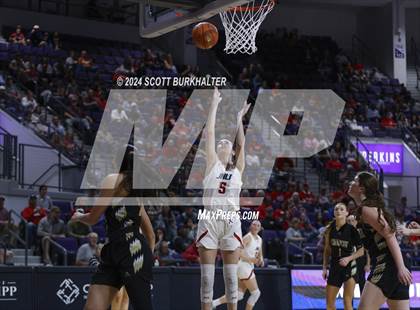 Thumbnail 1 in Jim Ned vs. Comanche (UIL Basketball 3A Regional Quarterfinal) photogallery.