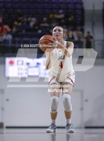Thumbnail 1 in Jim Ned vs. Comanche (UIL Basketball 3A Regional Quarterfinal) photogallery.