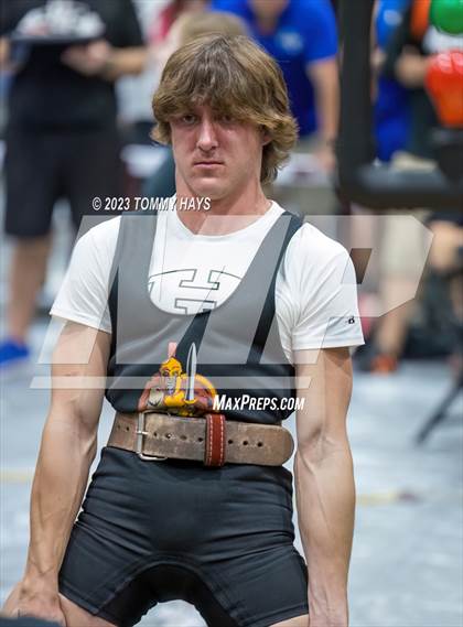 Thumbnail 1 in UIL 3A Region Weight Lifting photogallery.