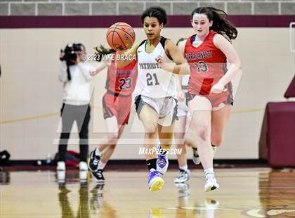 Thumbnail 3 in Pilgrim vs. Narragansett (RIIL Division 3 Final) photogallery.