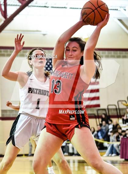 Thumbnail 2 in Pilgrim vs. Narragansett (RIIL Division 3 Final) photogallery.