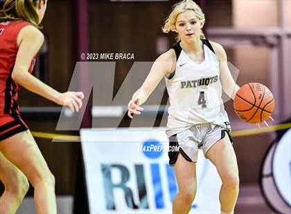 Thumbnail 3 in Pilgrim vs. Narragansett (RIIL Division 3 Final) photogallery.