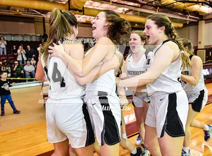 Thumbnail 1 in Pilgrim vs. Narragansett (RIIL Division 3 Final) photogallery.