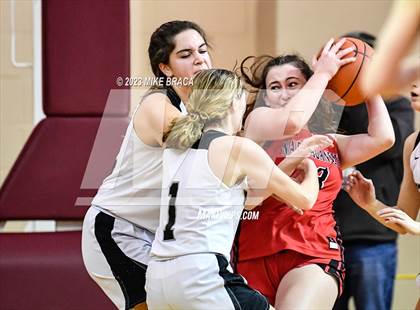 Thumbnail 3 in Pilgrim vs. Narragansett (RIIL Division 3 Final) photogallery.