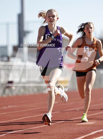 Thumbnail 2 in Murray Kula Invite (1600 Meters) photogallery.
