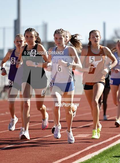 Thumbnail 1 in Murray Kula Invite (1600 Meters) photogallery.