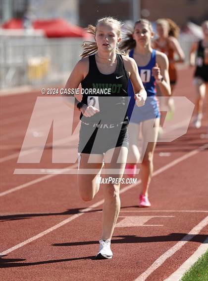 Thumbnail 2 in Murray Kula Invite (1600 Meters) photogallery.