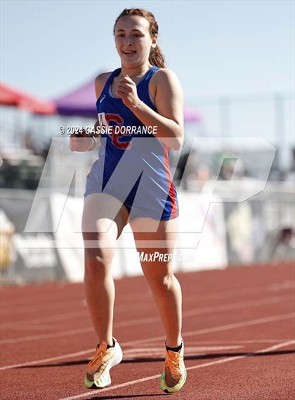 Thumbnail 3 in Murray Kula Invite (1600 Meters) photogallery.