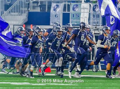 Thumbnail 1 in Lone Star vs. Marshall (UIL 5A D2 Regional Playoff) photogallery.
