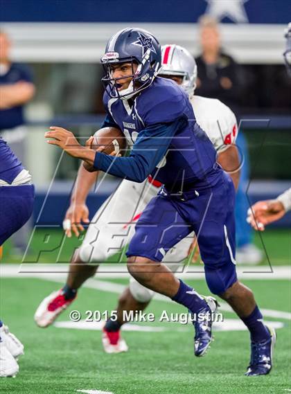 Thumbnail 1 in Lone Star vs. Marshall (UIL 5A D2 Regional Playoff) photogallery.