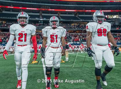 Thumbnail 2 in Lone Star vs. Marshall (UIL 5A D2 Regional Playoff) photogallery.