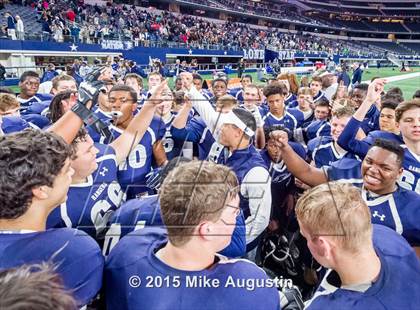 Thumbnail 1 in Lone Star vs. Marshall (UIL 5A D2 Regional Playoff) photogallery.
