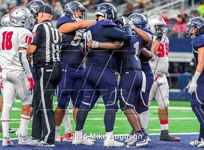 Thumbnail 2 in Lone Star vs. Marshall (UIL 5A D2 Regional Playoff) photogallery.