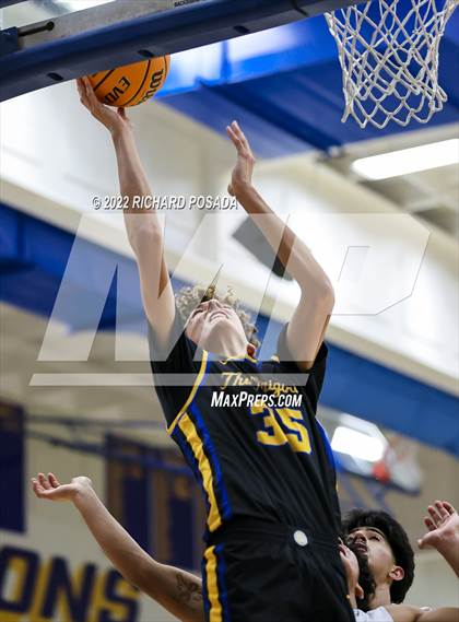 Thumbnail 1 in Selma @ Clovis photogallery.