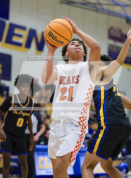 Thumbnail 3 in Selma @ Clovis photogallery.