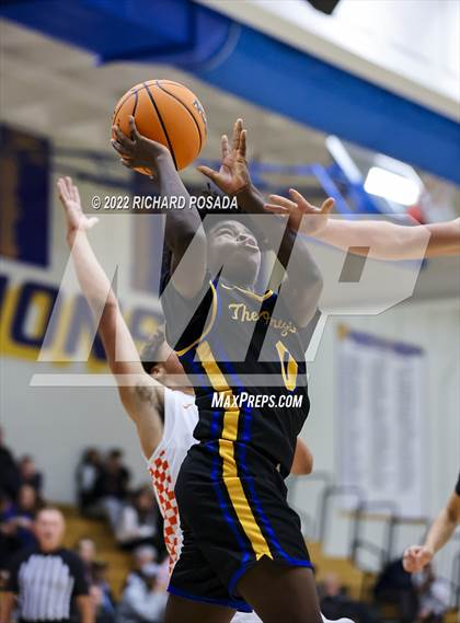 Thumbnail 1 in Selma @ Clovis photogallery.