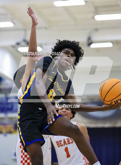 Thumbnail 2 in Selma @ Clovis photogallery.