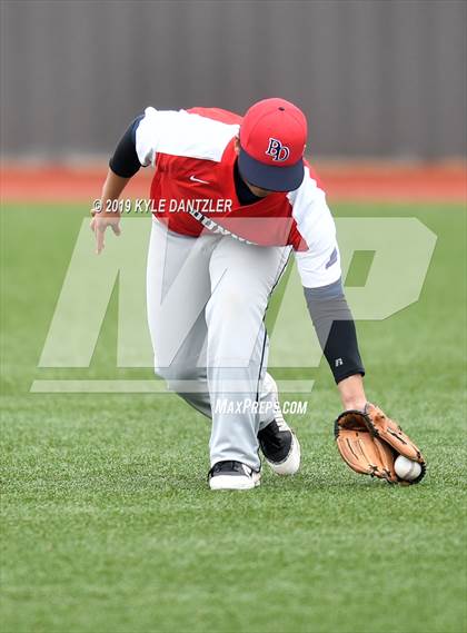 Thumbnail 2 in Dallas HSAA Blue vs Bishop Dunne (McClain/Cowart Invitational) photogallery.