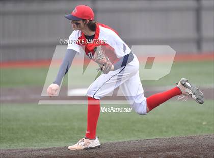 Thumbnail 2 in Dallas HSAA Blue vs Bishop Dunne (McClain/Cowart Invitational) photogallery.