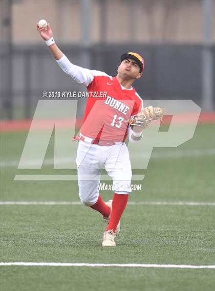 Thumbnail 1 in Dallas HSAA Blue vs Bishop Dunne (McClain/Cowart Invitational) photogallery.