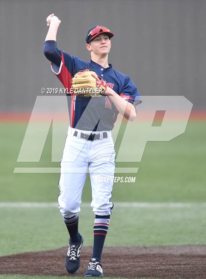 Thumbnail 2 in Dallas HSAA Blue vs Bishop Dunne (McClain/Cowart Invitational) photogallery.