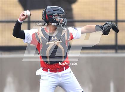 Thumbnail 1 in Dallas HSAA Blue vs Bishop Dunne (McClain/Cowart Invitational) photogallery.