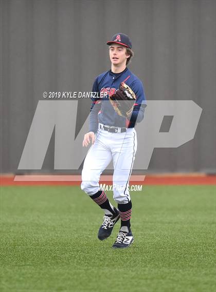 Thumbnail 2 in Dallas HSAA Blue vs Bishop Dunne (McClain/Cowart Invitational) photogallery.