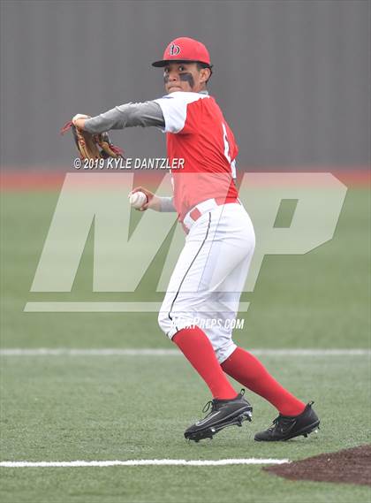 Thumbnail 2 in Dallas HSAA Blue vs Bishop Dunne (McClain/Cowart Invitational) photogallery.