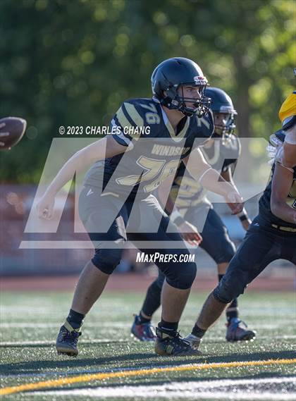 Thumbnail 2 in JV: Escalon vs Windsor photogallery.
