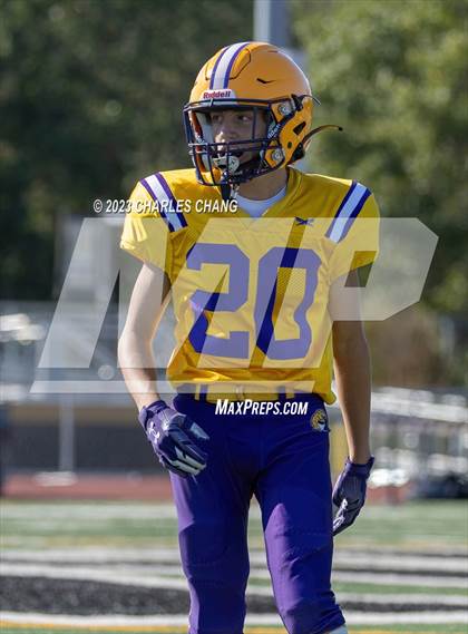 Thumbnail 1 in JV: Escalon vs Windsor photogallery.