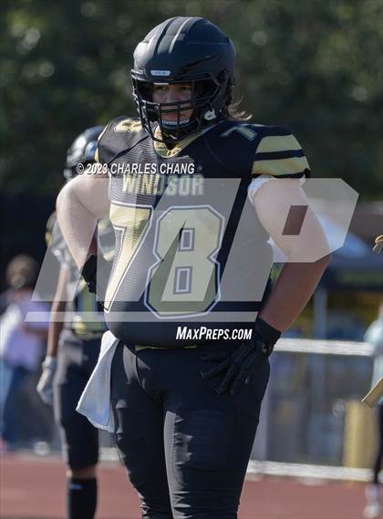 Thumbnail 2 in JV: Escalon vs Windsor photogallery.
