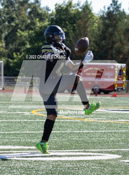 Thumbnail 1 in JV: Escalon vs Windsor photogallery.