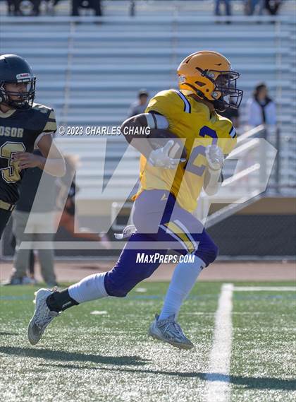 Thumbnail 1 in JV: Escalon vs Windsor photogallery.