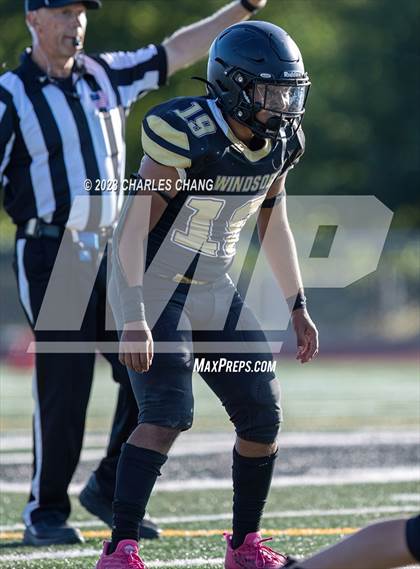 Thumbnail 1 in JV: Escalon vs Windsor photogallery.