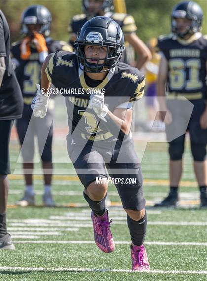 Thumbnail 1 in JV: Escalon vs Windsor photogallery.