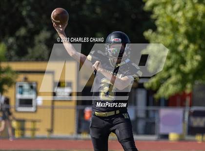 Thumbnail 2 in JV: Escalon vs Windsor photogallery.