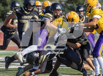 Thumbnail 1 in JV: Escalon vs Windsor photogallery.