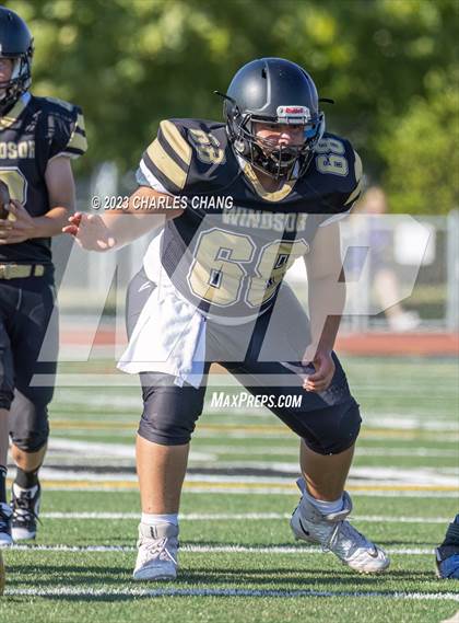 Thumbnail 3 in JV: Escalon vs Windsor photogallery.