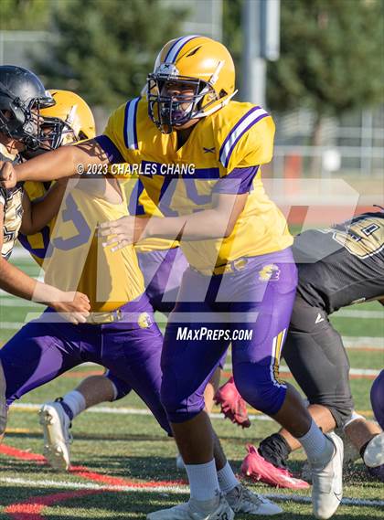 Thumbnail 3 in JV: Escalon vs Windsor photogallery.