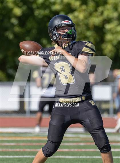 Thumbnail 1 in JV: Escalon vs Windsor photogallery.