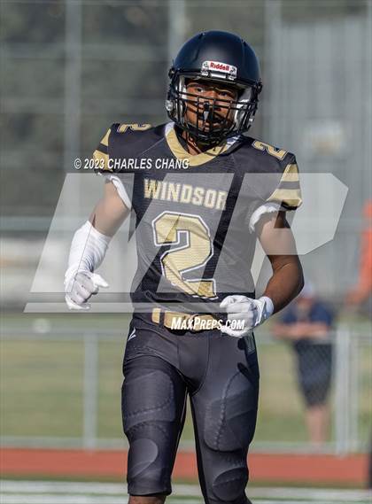Thumbnail 2 in JV: Escalon vs Windsor photogallery.